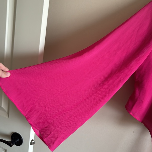 NWT wrap tie crop blouse - Picture 4 of 8